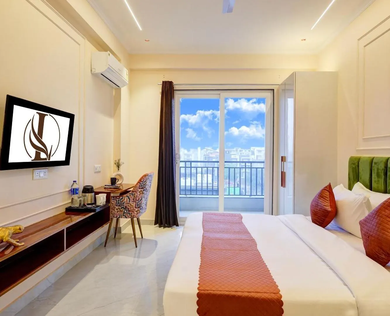 Limewood Stay - Crystal Gurgaon Inde