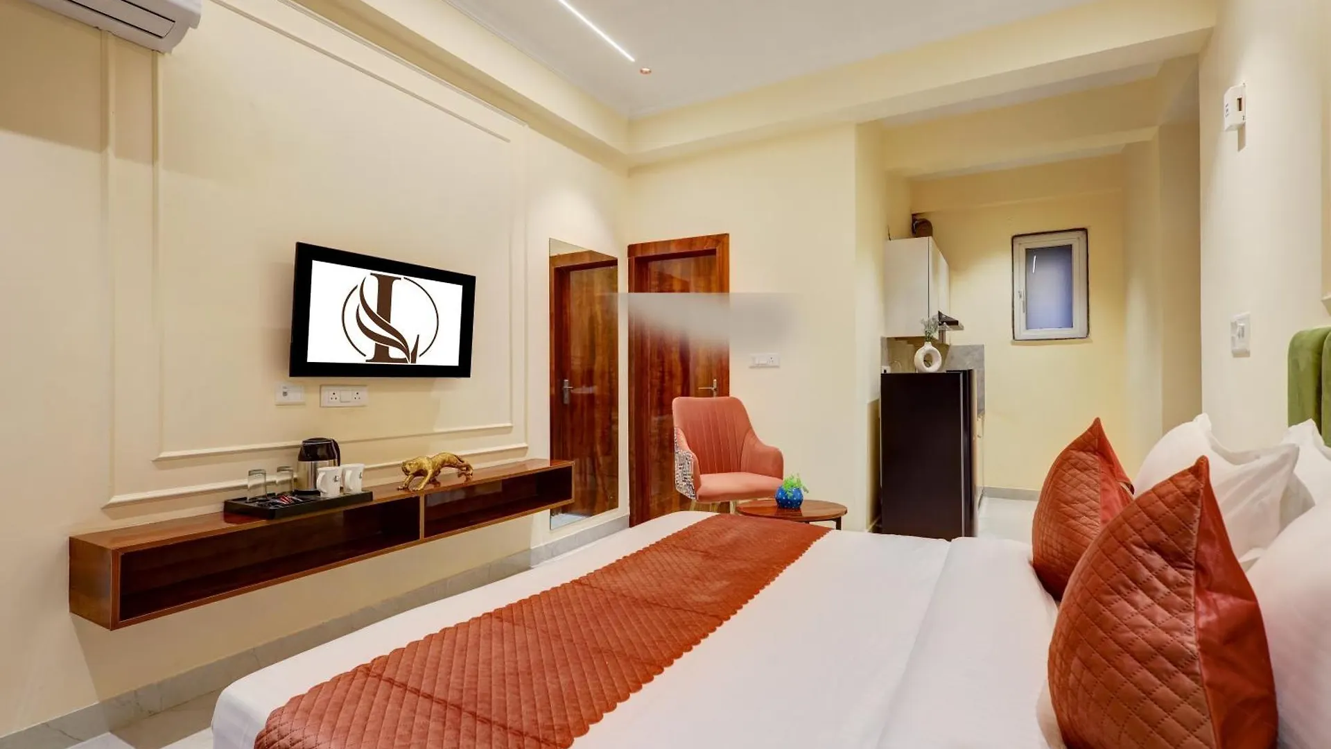 Limewood Stay - Crystal Gurgaon Inde
